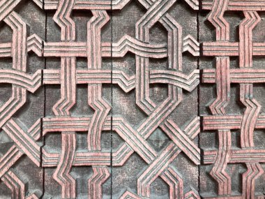 Oyulmuş desenli ahşap doku