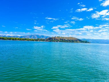 Sevan Gölü adası, Ermenistan 'ın güzel doğası, Ermenistan' ın Sevan Köyü