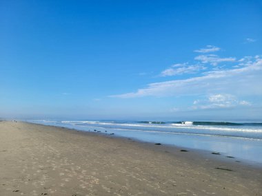 Pasifik sahilinde sabahın erken saatlerinde esiyor. Tarihi Crystal Pier, San Diego, Güney Kaliforniya 'nın güneyinde.