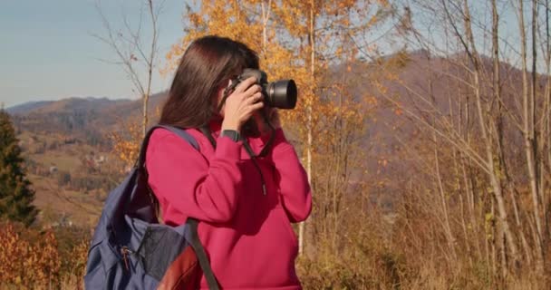 Camera Follows Woman Trip Adventure Young Cheerful Traveler Uses Phone — Stock Video