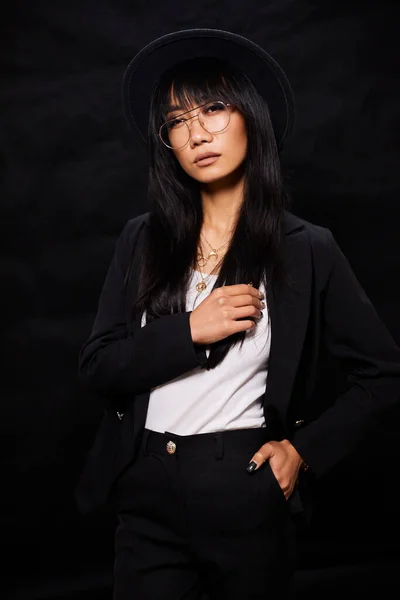 Portrait Beautiful Asian Women Cool Confident Casual Clothes White Background — Stock Fotó