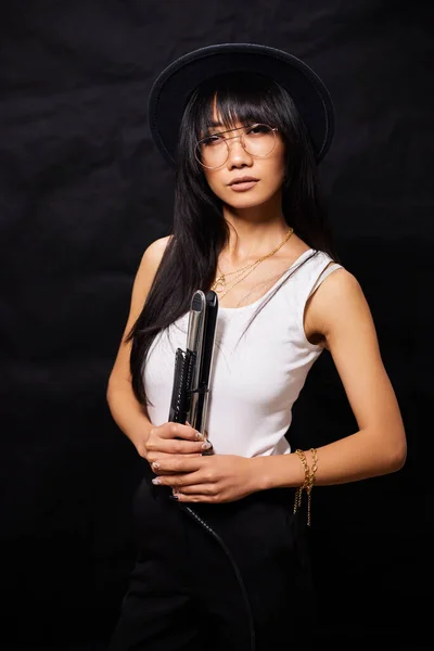 Portrait Beautiful Asian Women Cool Confident Casual Clothes White Background — Φωτογραφία Αρχείου