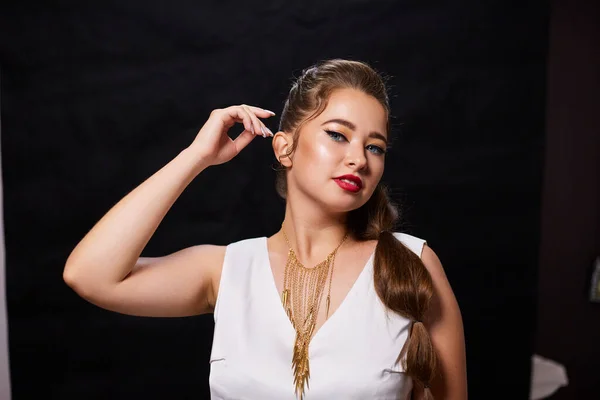 Portrait Shot Young Ukrainian Woman Background Make Hairstyle Clothing Advertising — Stock Photo, Image