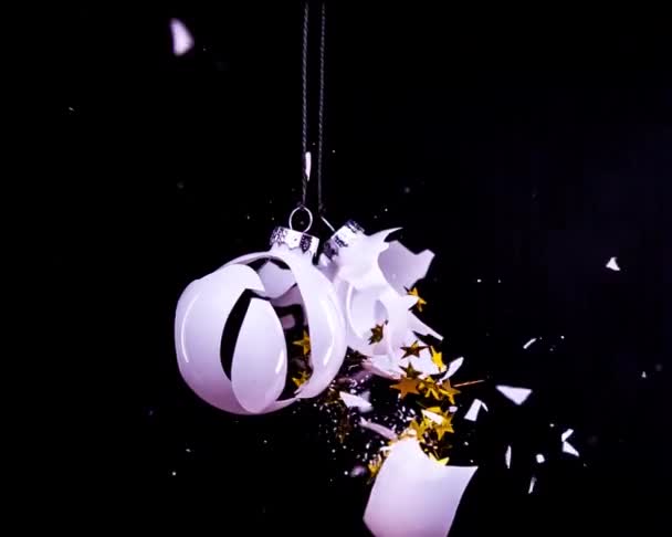 Christmas Ball Falling Ground Shattered Small Pieces Super Slow Motion — Stock Video