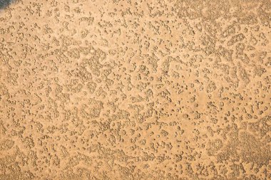 Sert gözenekli beton yüzey, inşaat malzemesinin dokusu.