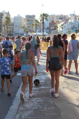 Vinars, İspanya 'da Renkli Holi Festivali 20 Mayıs 2024