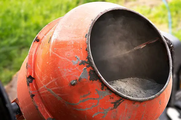 Kuru karışım ve tozla dönen çimento karıştırıcı, inşaat ekipmanları iş başında