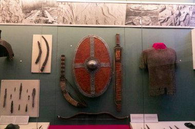 Kral 1. Ferdinand Ulusal Askeri Müzesi, Bükreş, Romanya. Eski bir silah.