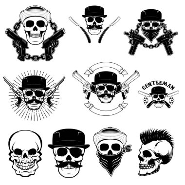 Beyaz arka plan üzerinde izole gangsta kafatasları kümesi. Tasarım öğesi t-shirt baskı, poster, etiket. Vektör çizim.