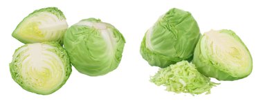 Yeşil lahana, beyaz arka planda yarı izole edilmiş, geniş bir alana yayılmış. Üst Manzara. Düz yatıyordu.