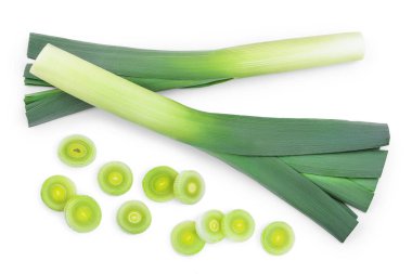 Beyaz arka planda izole pırasa sebze kapatmak. Üst görünüm. Düz yatma .