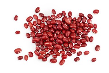 Kırmızı fasulye beyaz arka planda izole edilmiş. Üst Manzara. Düz yatıyordu
