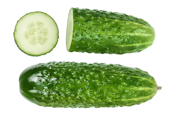 Gesneden Komkommer Geïsoleerd Witte Achtergrond Met Volledige Scherptediepte Bovenaanzicht Vlakke — Stockfoto