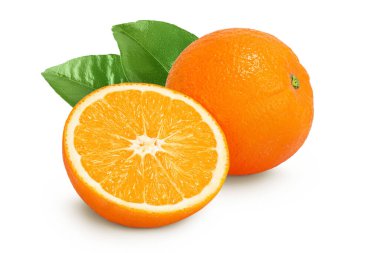 Turuncu meyve, beyaz arka planda yarı izole edilmiş, geniş bir alana yayılmış..