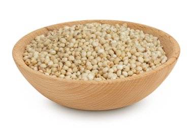 Tahta kasedeki Sorghum tohumları beyaz arka planda tam derinlikte izole edilmiş.