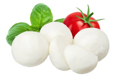 Mini mozzarella topları beyaz arkaplanda tam derinlikte izole edilmiş.