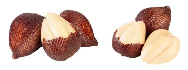 Yılan meyvesi beyaz arkaplanda tam derinlikte izole edilmiş.,