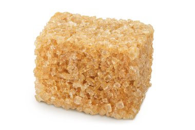 kahverengi şeker küpleri beyaz arkaplanda izole.