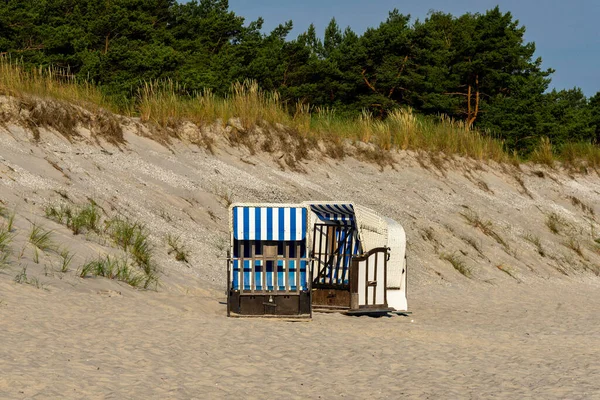 Пляжні Стільці Дюні Піщаному Пляжі — стокове фото