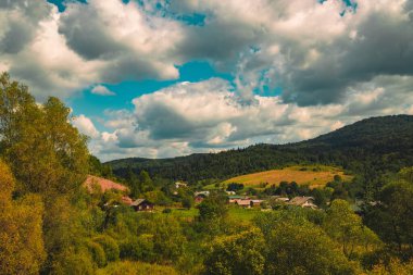 Eski fakir orman köyü manzarası kırsal bölge çevre alanı