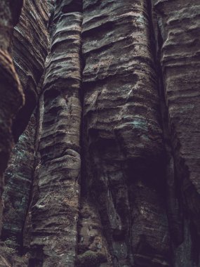 Dağ kayalarının yapısı