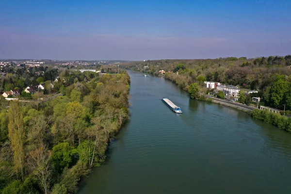 Vista Aérea Una Barcaza Sobre Sena Seine Marne Ciudad Boissise — Foto de Stock