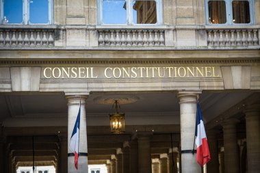 Paris - Fransa - 26 Mart 2025: Fransa Anayasa Konseyi 'nin işareti