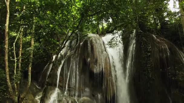 Letecký Záběr Vodopádu Ostrova Sumbawa Indonésie — Stock video