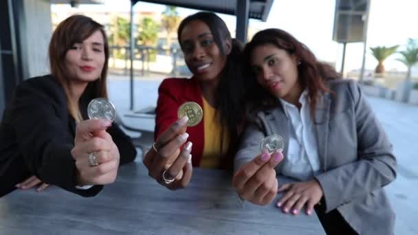 Three Businesswomen Hold Crypto Coins Hand Female Investors Blockchain — Stock Video