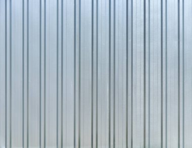 Metal profil yüzey arkaplanı, tırtıklı gümüş levha veya çit