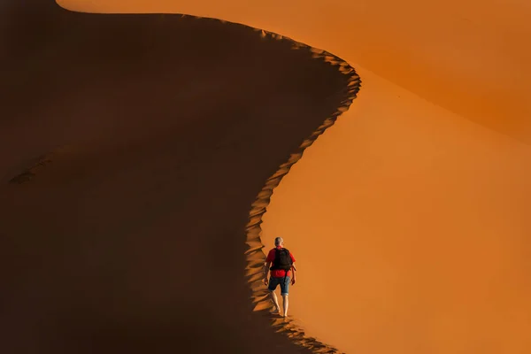 Escalade Une Dune Maroc — Photo
