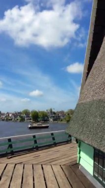 Zaanse Schans geleneksel yel değirmeni, Hollanda Amsterdam alternatif enerjisi