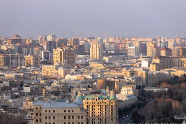 Bakü. Azerbaycan. 03.28.2021. Şehrin güzel manzarası..