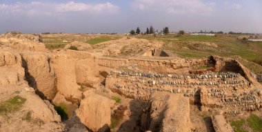 Shamkir şehri. Azerbaycan. 10.17.2021. Büyük eski Shamkir şehrinin kazıları.