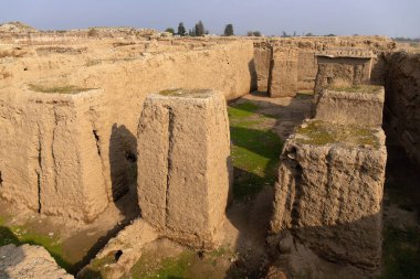 Shamkir şehri. Azerbaycan. 10.17.2021. Büyük eski Shamkir şehrinin kazıları.