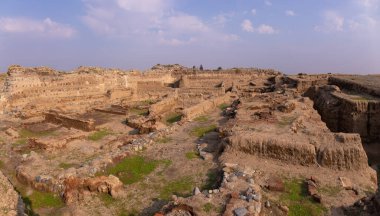 Büyük, eski Shamkir şehrinin kazıları. Shamkir şehri. Azerbaycan.