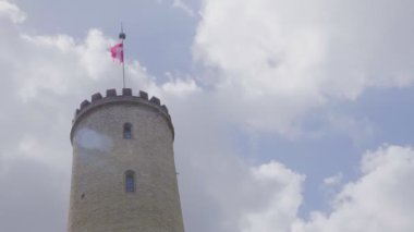 Bielefeld 'deki bir şatonun hızlandırılmış çekimi.