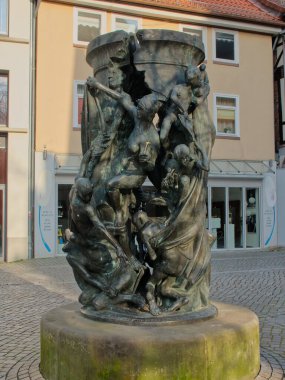 Wolfgang Dreysse 'nin heykeli, bölge şirketi Vogeley' in 100. kuruluş yıldönümünde şehre bağışlandı..