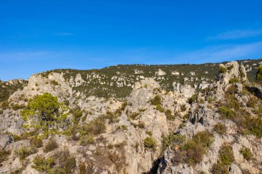 Cirque de Moureze, gigantic dolomite chaos at the foot of Mont Liausson