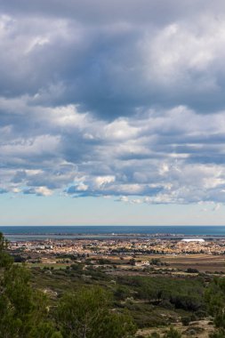 View of the city of Frontignan from the Gardiole massif