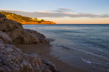 Promenade du Marechal Leclerc in Sete at sunset from the Crique de l'Anau