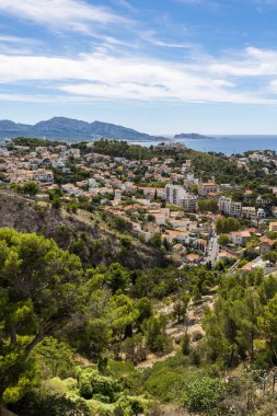 View on the Roucas-Blanc district of Marseille and the sea