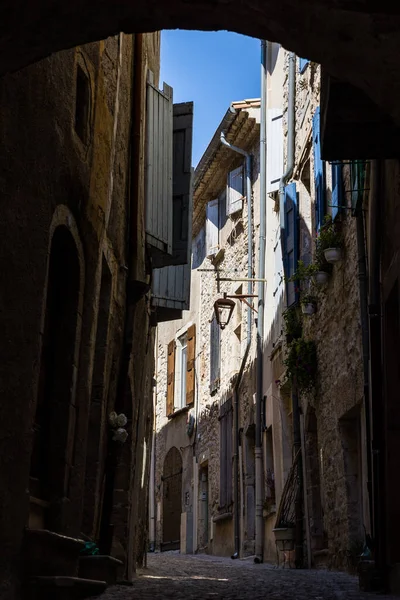 Sauve 'un tarihi merkezinde, Orta Çağ' dan kalma küçük bir sokak.