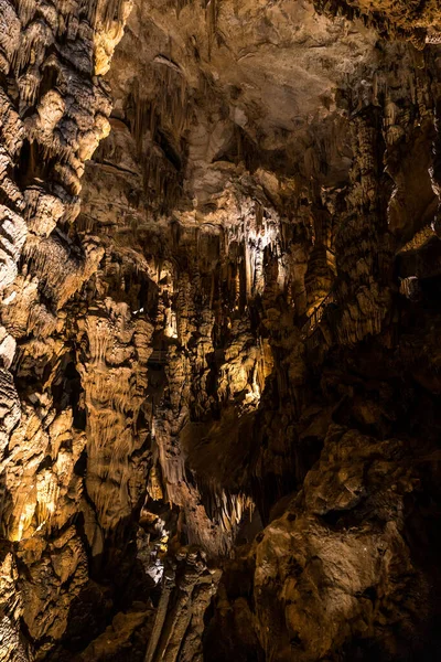 Mészkő Geológiai Képződmények Demoiselles Barlangban — Stock Fotó