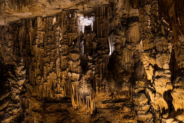 stock image Limestone geological formations inside the Demoiselles cave