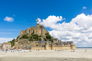 Mont Saint-Michel körfezden gelgitle