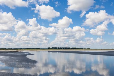 Mont Saint-Michel Körfezi sular çekildiğinde