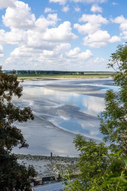 Mont Saint-Michel Körfezi sular çekildiğinde