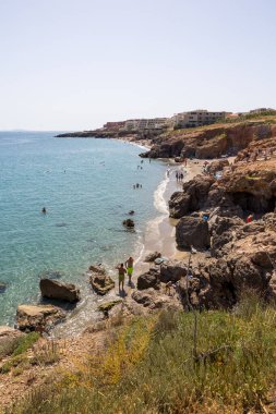 Sete 'deki Crique de l' Anau 'nun kenarındaki binalar.