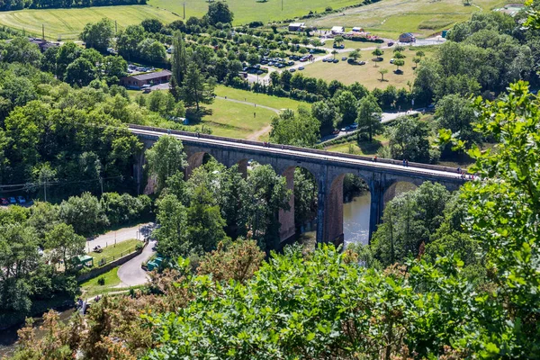 Uitzicht Het Clecy Viaduct Vanaf Kliffen Langs Rivier Orne — Stockfoto